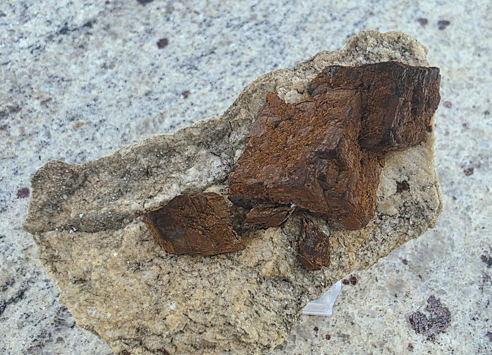 Mineralien & Heilsteine: Mineral: Siderit mit Rutil – Gebraucht aus Glis von nbu_65ys 3