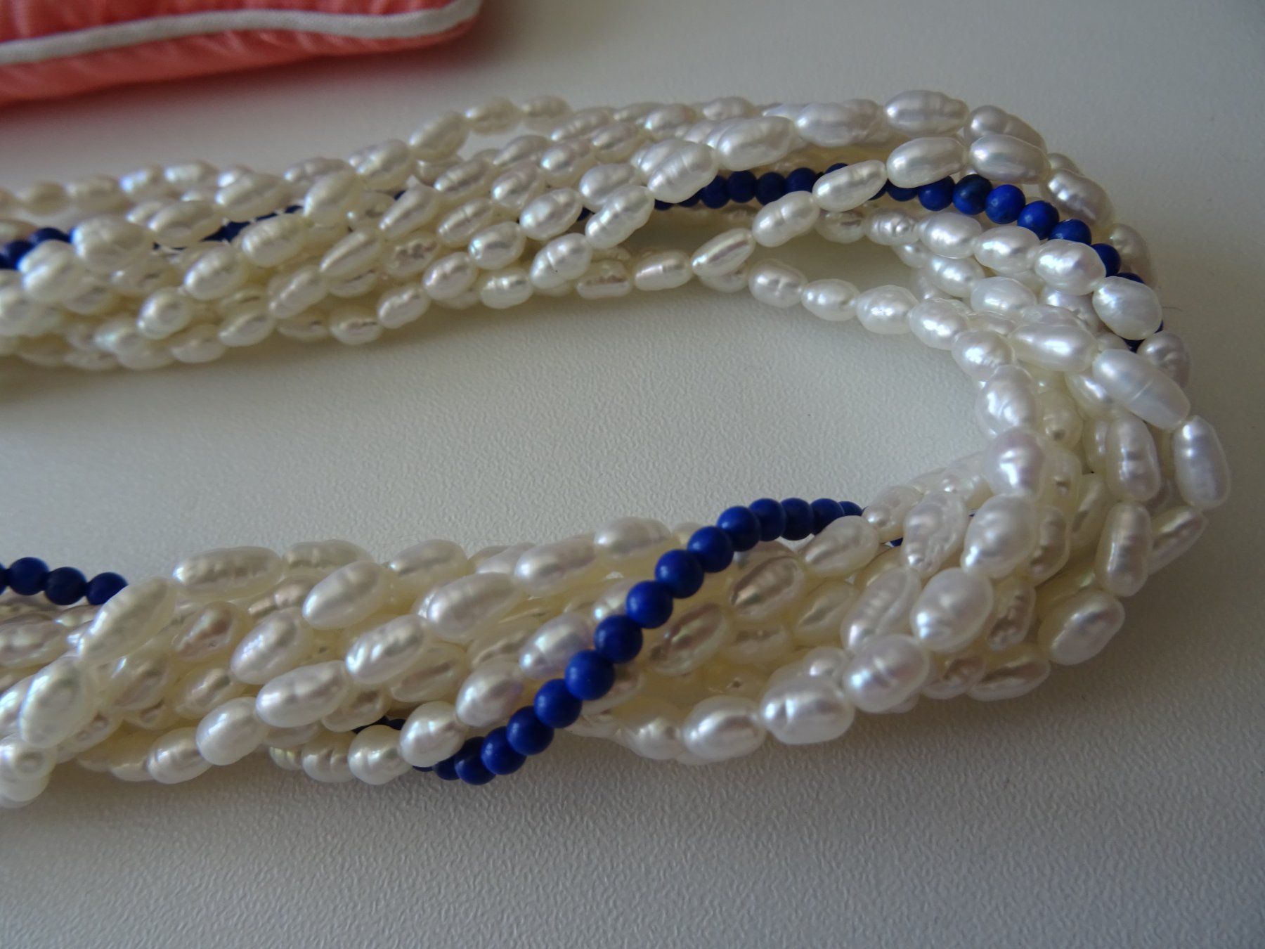 Perle (finte): Süsswasserperlenkette mit Lapis Lazuli – Usato da Lostorf venduto da jogging66 3