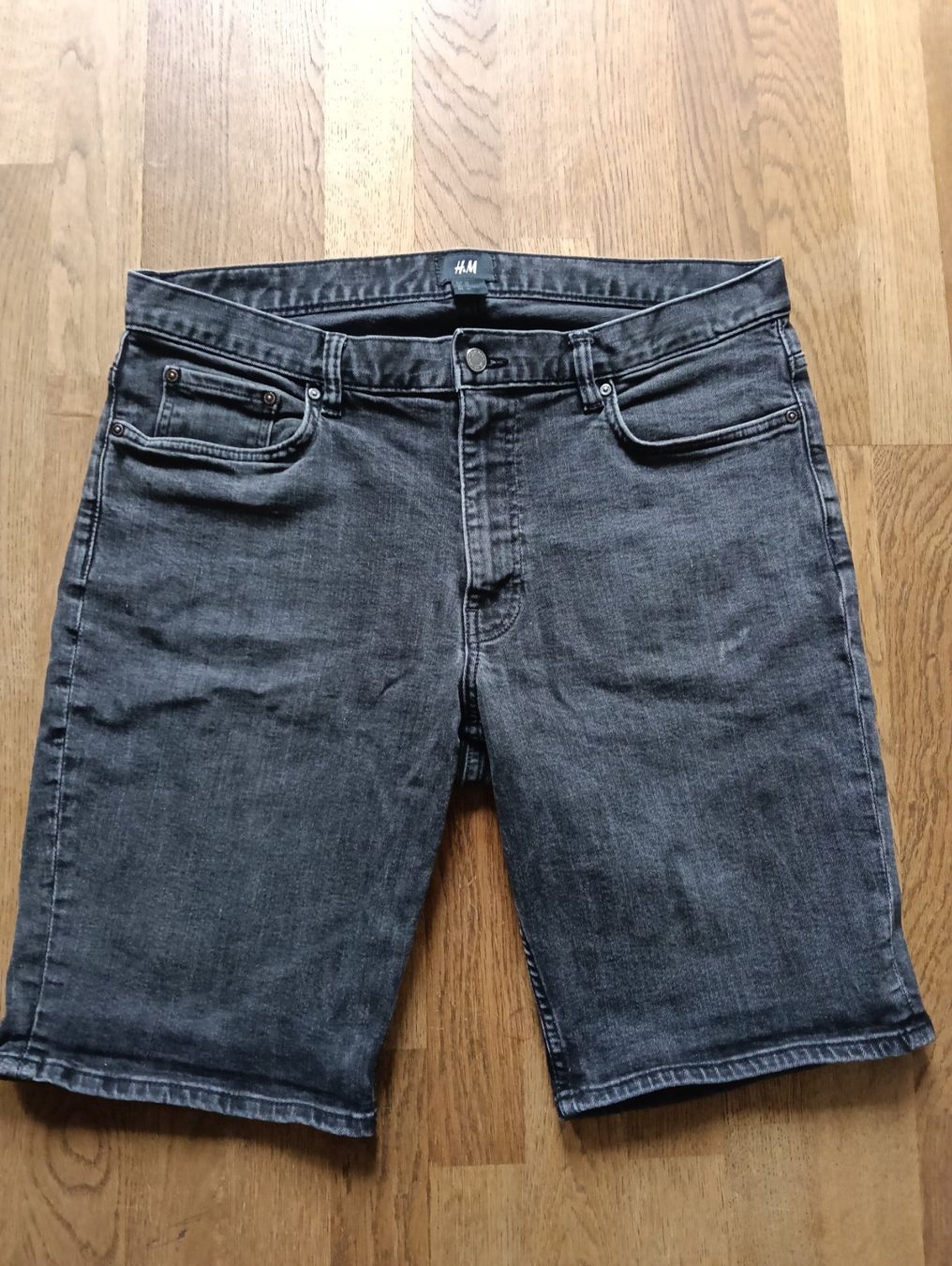 H&M Jeans: Jeans "H&M" Gr. 34... – Gebraucht aus Uetendorf von Koh0