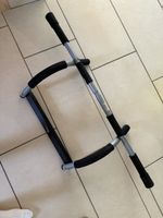 Multifunktionale Klimmzugstange für Türrahmen – Pull-ups & L
