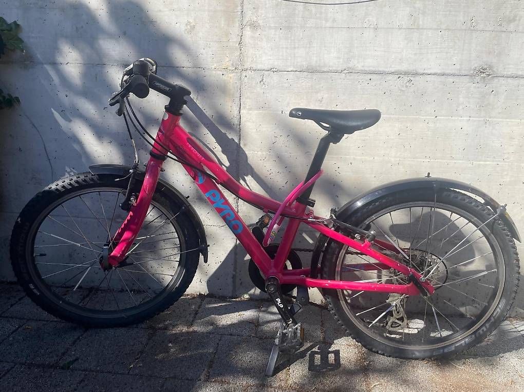 Vélos: Pyro Twenty pink 20" – D'occasion à Luzeen par Trapmal01 1
