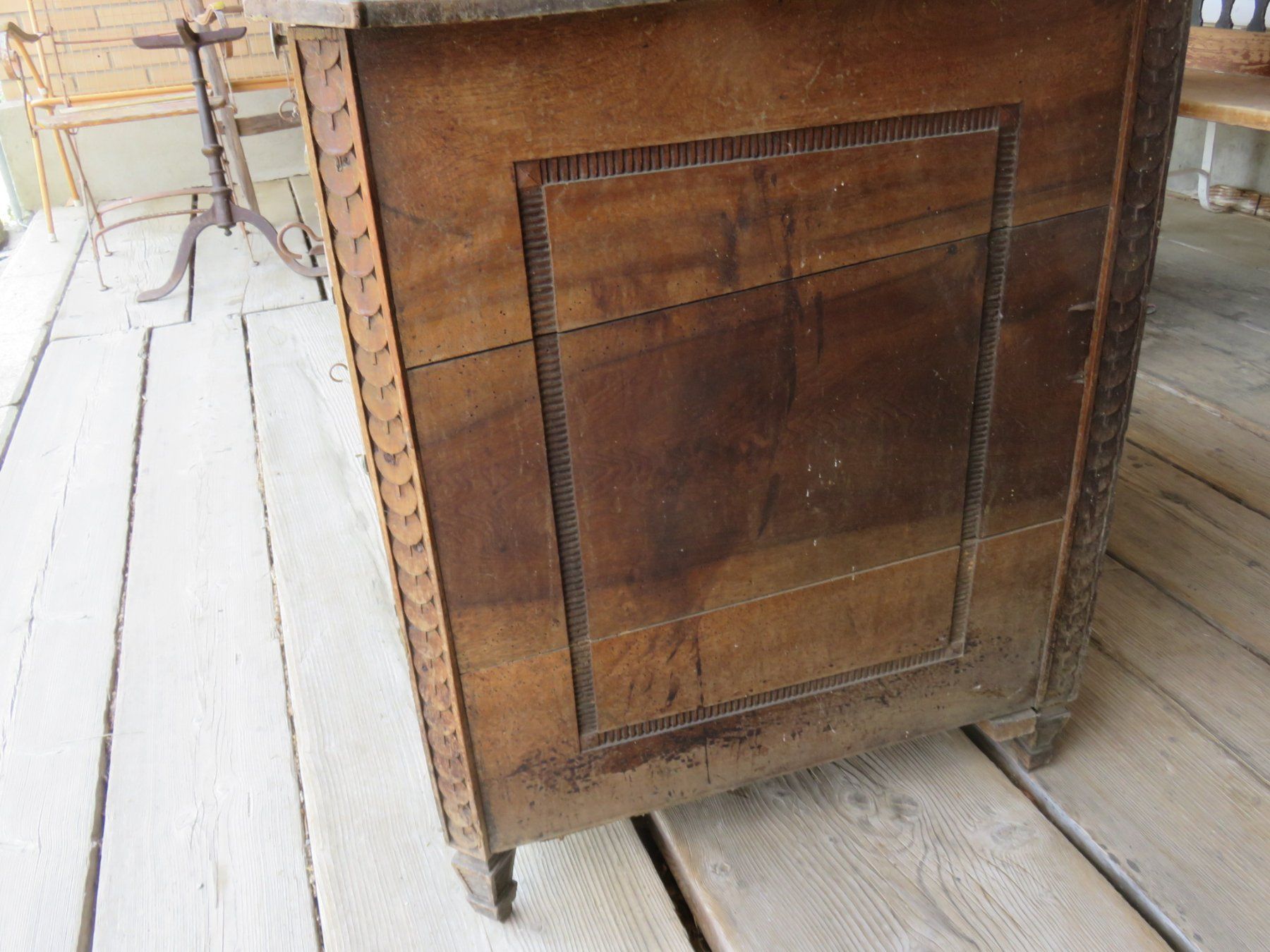 Commodes: antike Nussbaum Kommode ab 1.- fr. – D'occasion à Ruswil par Mfladibus 2
