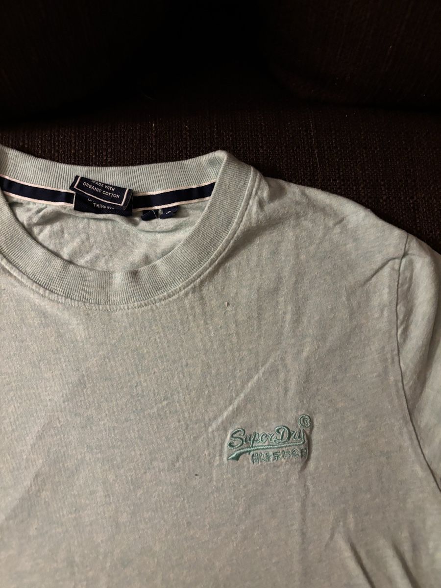 Superdry T-shirt: t-Shirt Superdry taille S vert pastel – Usato da Blonay venduto da Ollorvi