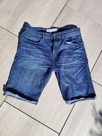 Short en jean Esprit bleu coupe relaxed slim
