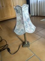 Tischlampe mit Stoffschirm Messingfuss guter Zustand