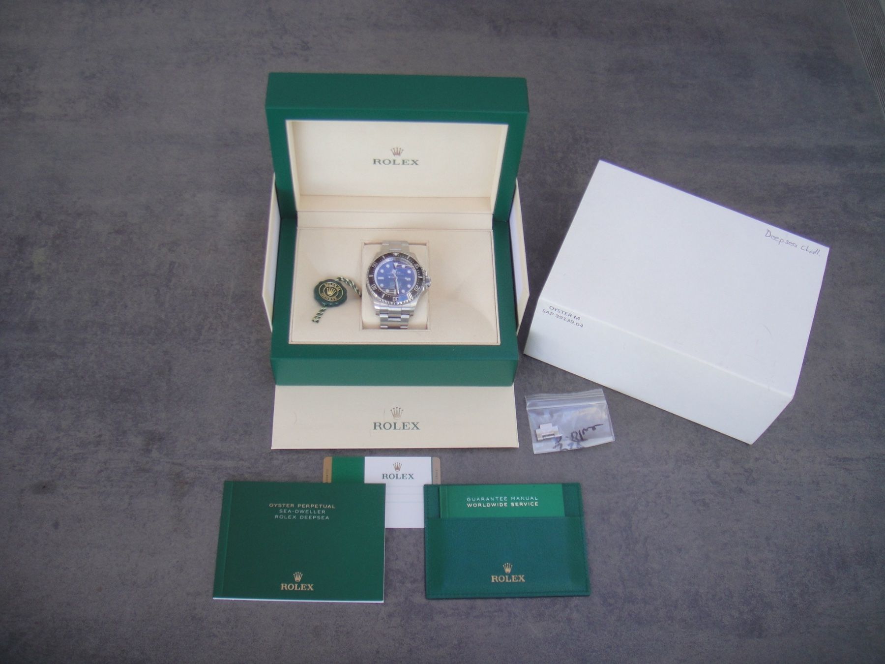 Rolex Orologi: Rolex / Deepsea D-Blue James Cameron / Full Set – Nuovo (secondo la descrizione) da Biberist venduto da keine-ursache 3