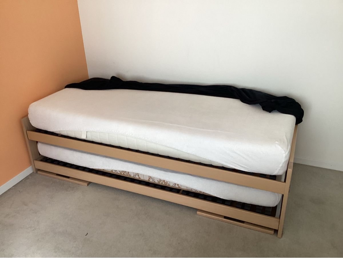 Betten: Doppelbett – Gebraucht aus Dietikon von Gus7 4