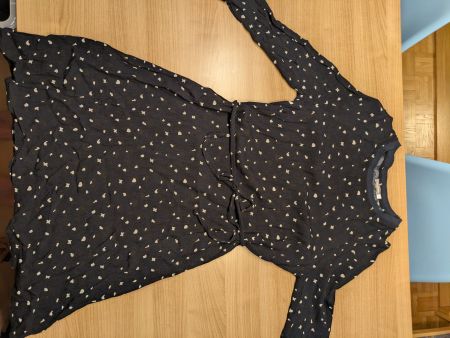 Damen Kleid dunkelblau gemustert Grösse 42 guter Zustand