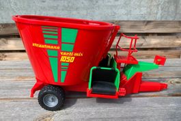 Bruder Futtermischwagen Strautmann Verti-mix 1050