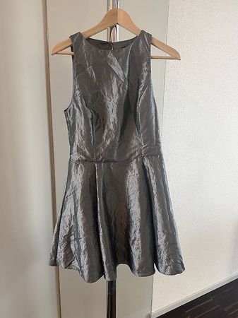 Cocktailkleid - neu, mit Etikett 