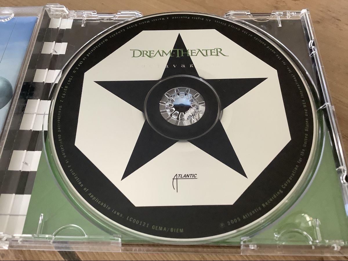 CD: Dream Theater - Octavarium CD Album – Usato da herzogenbuchsee venduto da HIFIANER 3