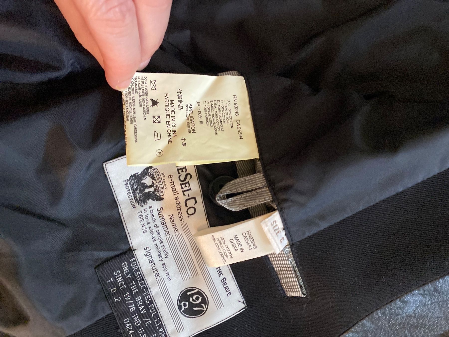 Diesel Jacken: Diesel blazer black size S man – Gebraucht aus Küssnacht am Rigi von CALIFRASQUI 3