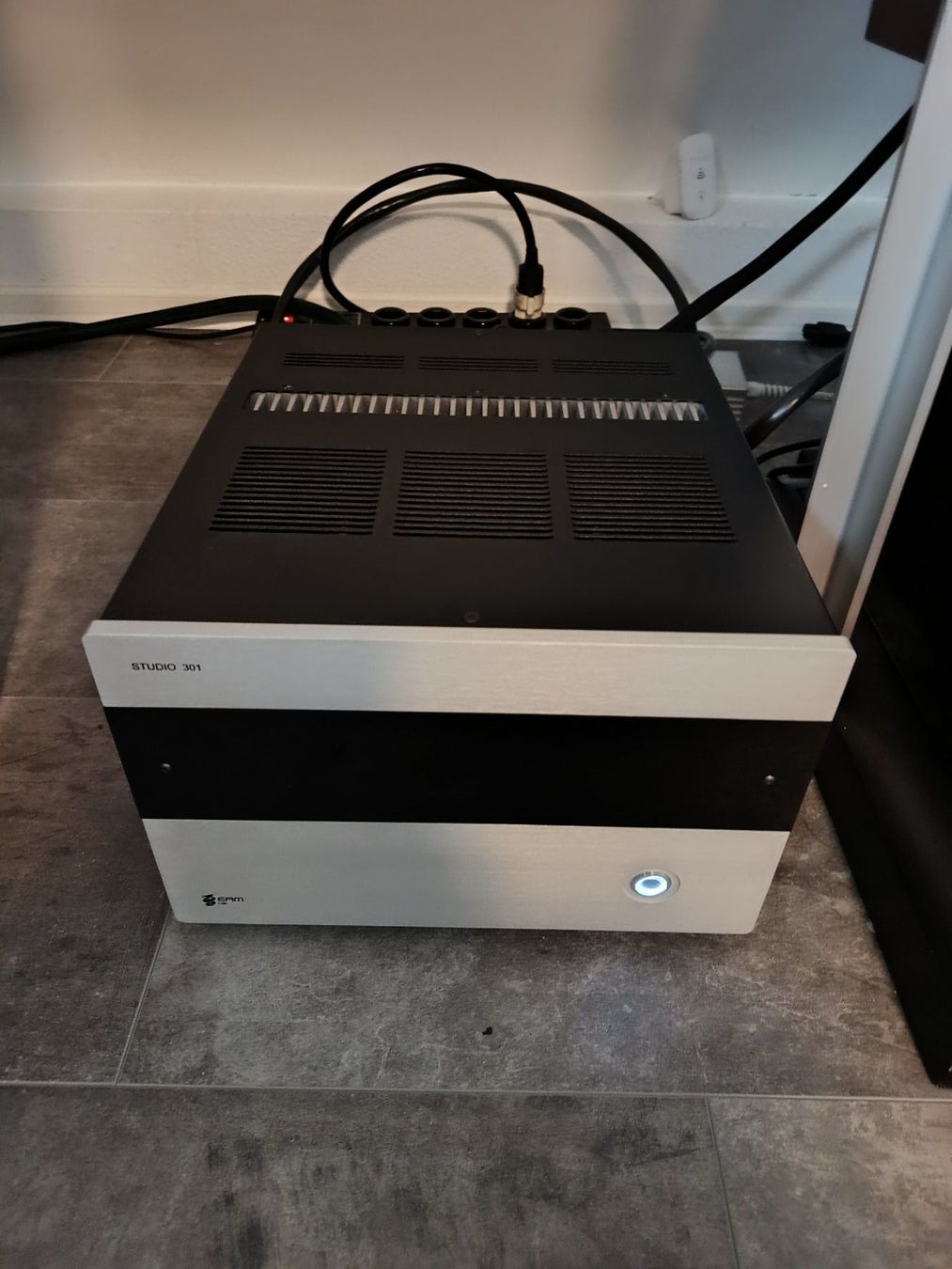 Amplificatori: EAM Lab Studio 301 Monoblöcke – Usato da Münchenstein venduto da Elevate