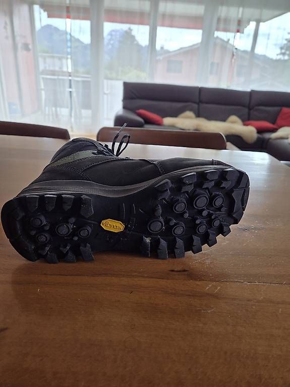 Herrenschuhe: Soulier trekking  – Gebraucht aus Broc von flicflac58 1