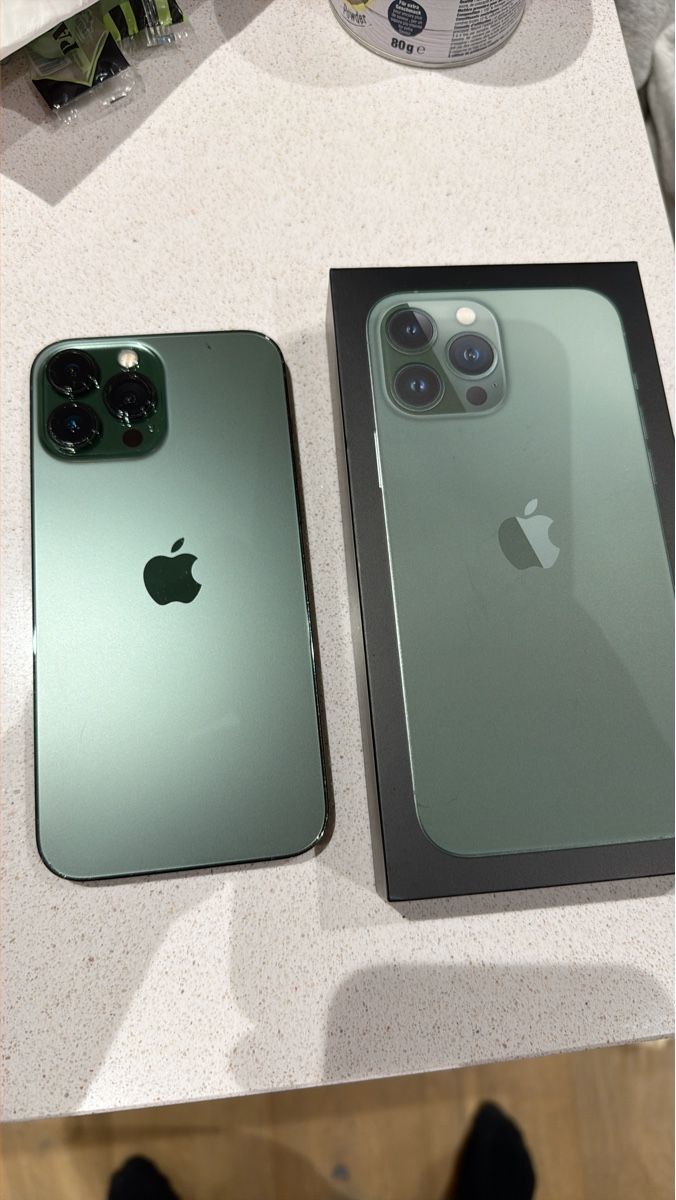 Apple Handys / Smartphones: Apple iPhone 13 Pro Max 128GB Alpengrün – Gebraucht aus Dulliken von apple48