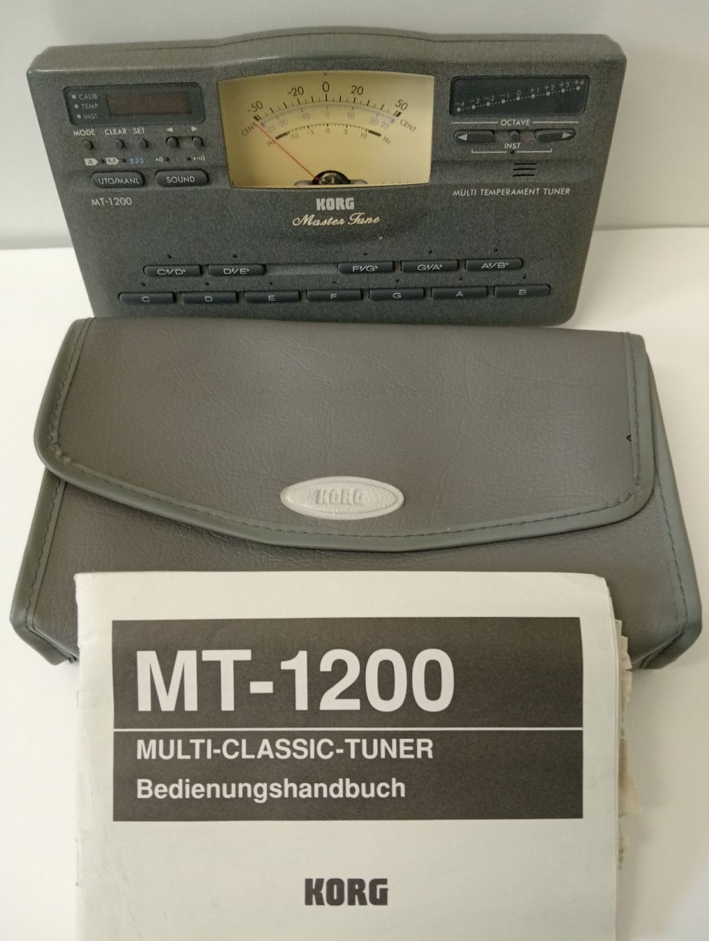 Korg Strumenti musicali: Korg MT-1200 Master Tune Stimmgerät | Multi-Temperament – Usato da Allschwil venduto da Evgeniia78