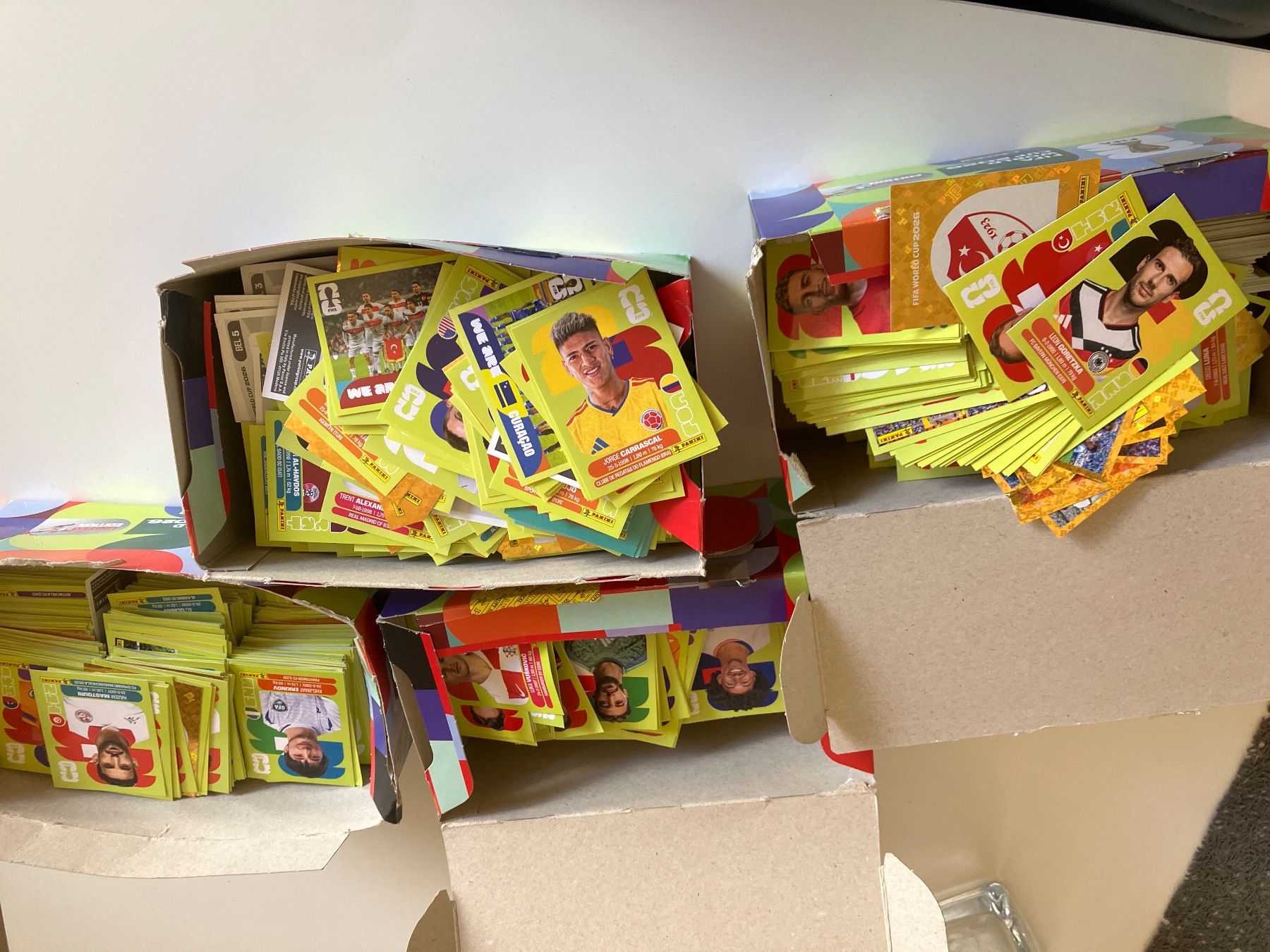 Panini Alben: 2 Albums  panini complet+3000 images – Gebraucht aus Le Sentier von rol_5zpw 6