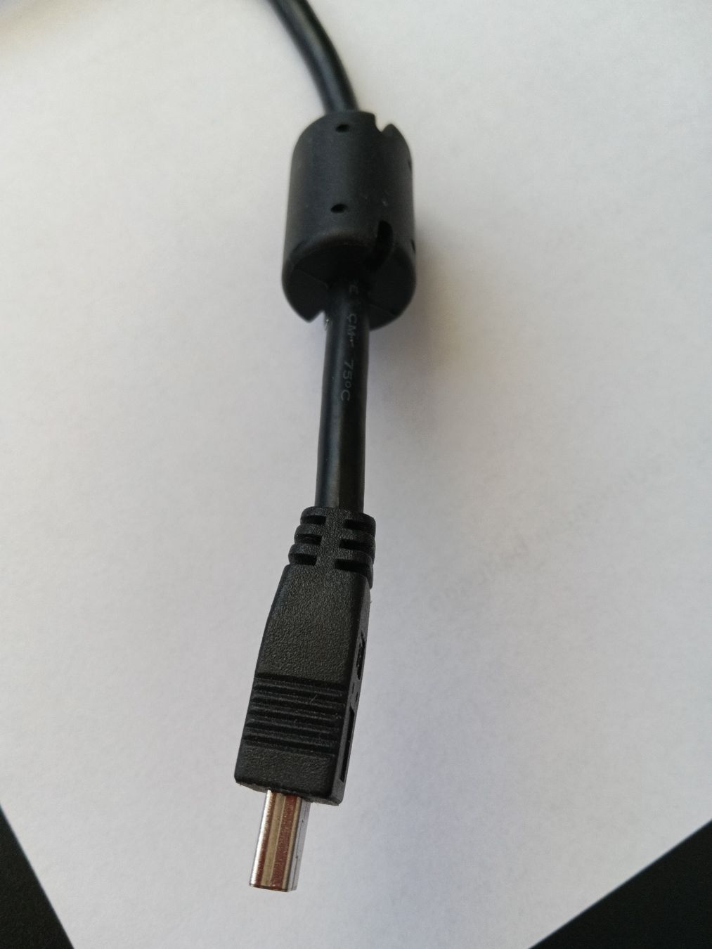 Cavi: USB Kabel schwarz mit Ferrit zum Schutz – Usato da Grächen venduto da Eifelelch 1