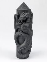 Schungit Turm mit Drachen 10,1cm