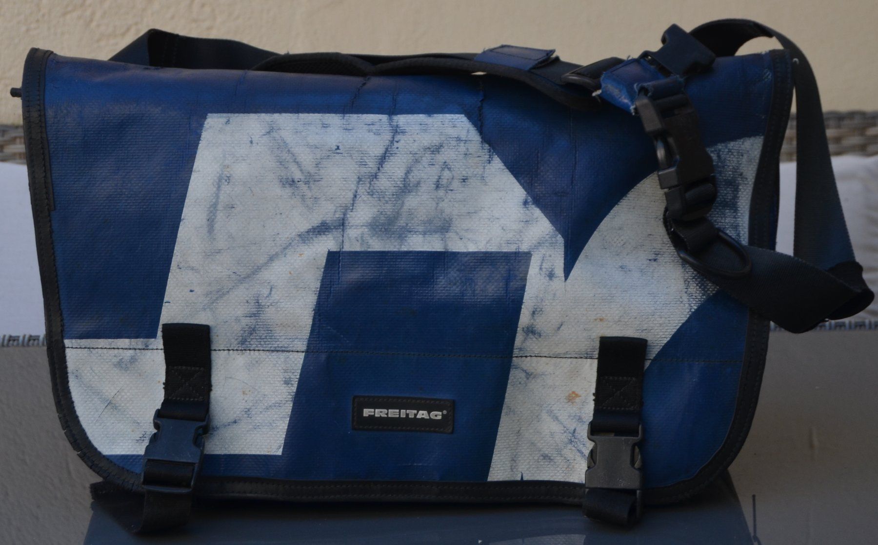 Freitag Borse: Freitag F14 Tasche / sac – Usato da Collonges venduto da arashee 1