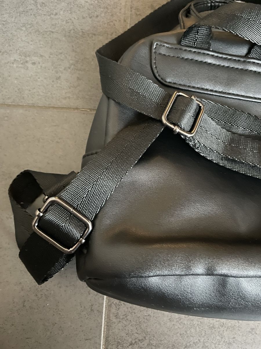 Primark Zaini: Sac à dos PRIMARK imitation cuire – Usato da Cressier NE venduto da leiestla 3