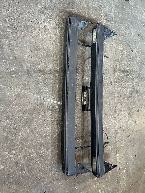 VW Alle Autoersatzteile: Original Stossstangen von VW Golf 1 GTI – Gebraucht aus Safenwil von vw-teile