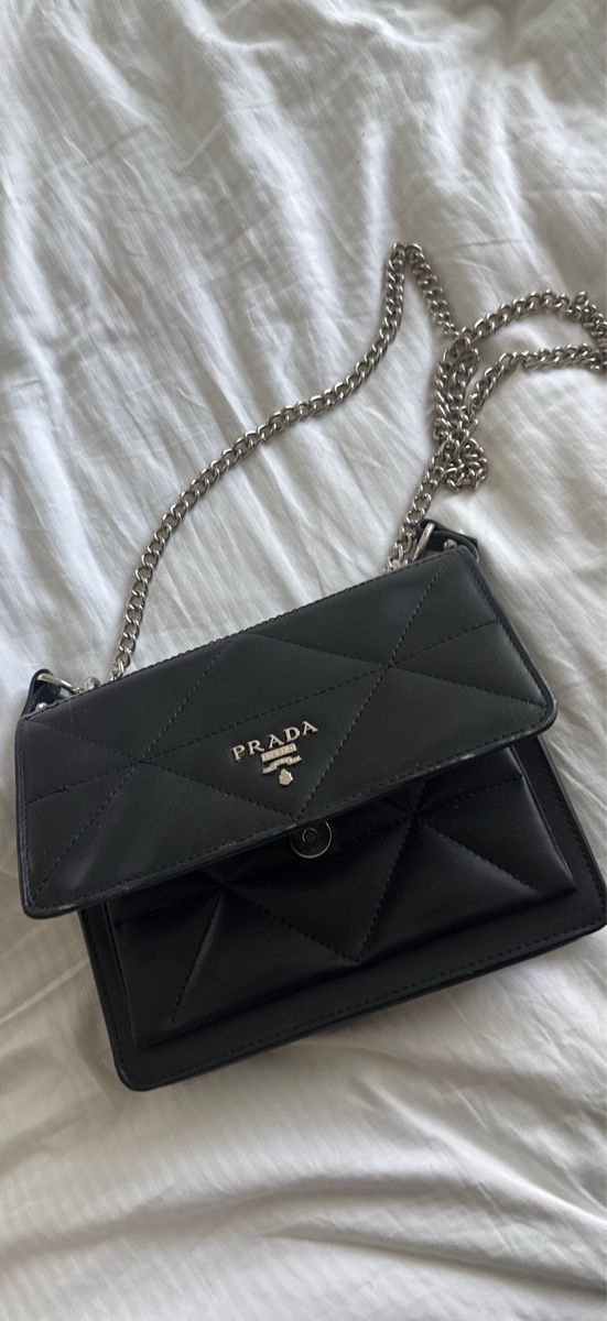 Prada Taschen: Prada Tasche – Gebraucht aus Kappel SO von fus_5ynp 2