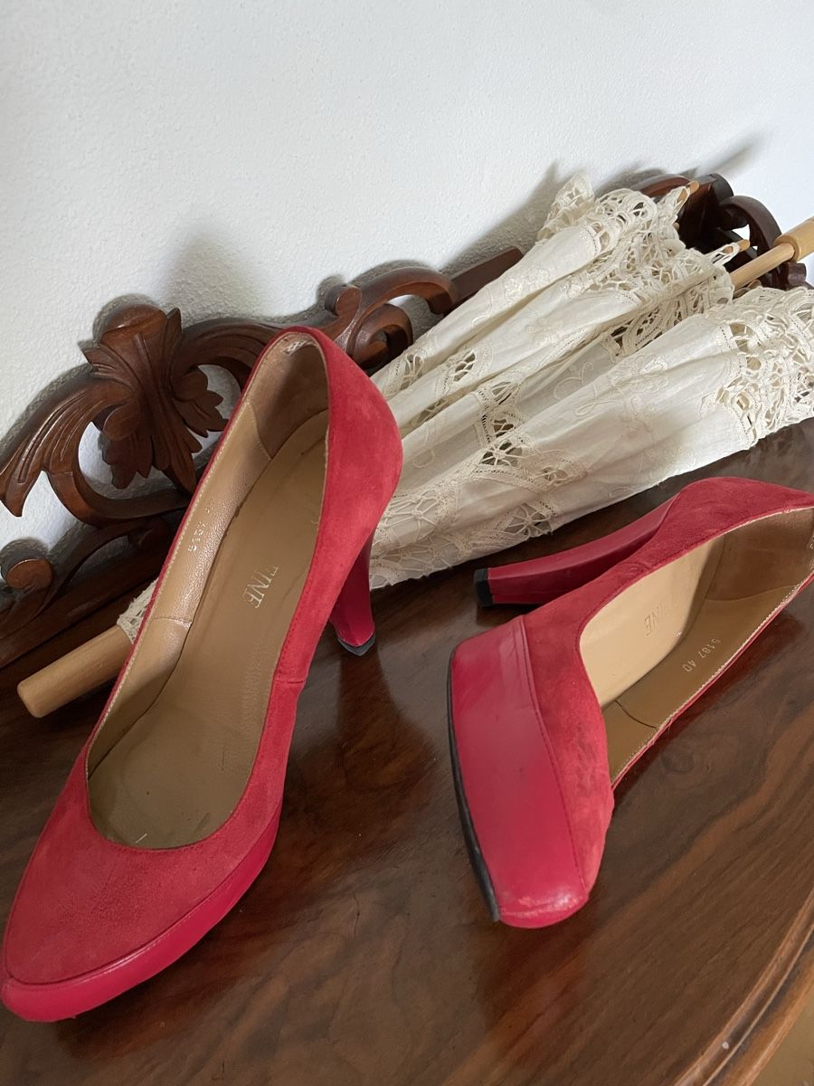 Scarpe da donna: rote Pumps Elégance Gr 40 für Selbstbewusste – Nuovo (secondo la descrizione) da Emmenbrücke venduto da Ladyboutique 2