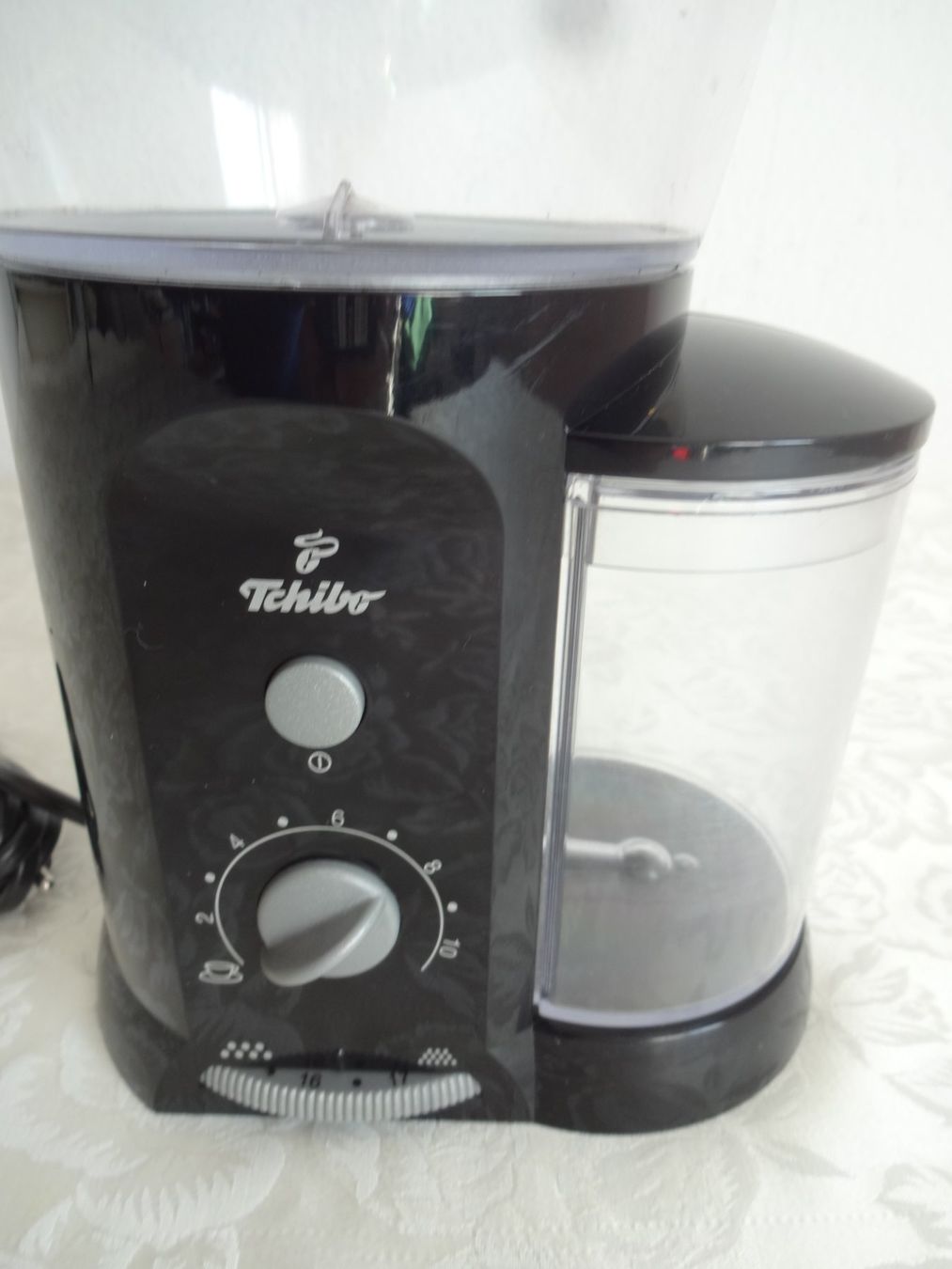 Fust Appareils de cuisine: Tchibo Kaffeemühle – D'occasion à Frauenfeld par rey06 1