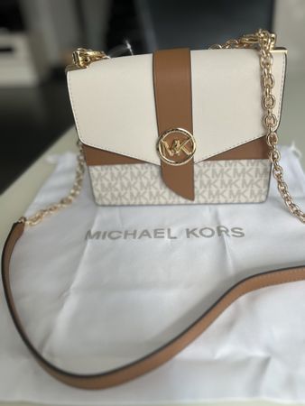 Michael Kors Greenwich