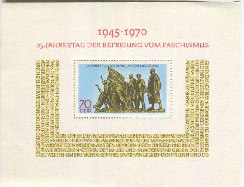Tous les timbres: Block "Befreiung vom Faschismus". DDR. – Neuf avec emballage d'origine à Basel par Butsch5