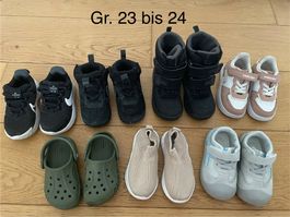 Verschiedene Kleinkindschuhe in den Gr 23 bis 24 ( 7-paar) 