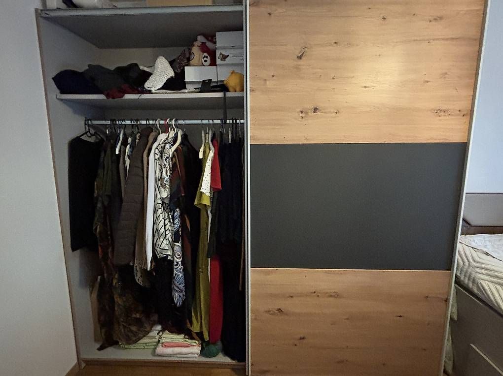 Armoires: Kleiderschrank – D'occasion à Uster par yas_8zmn 2