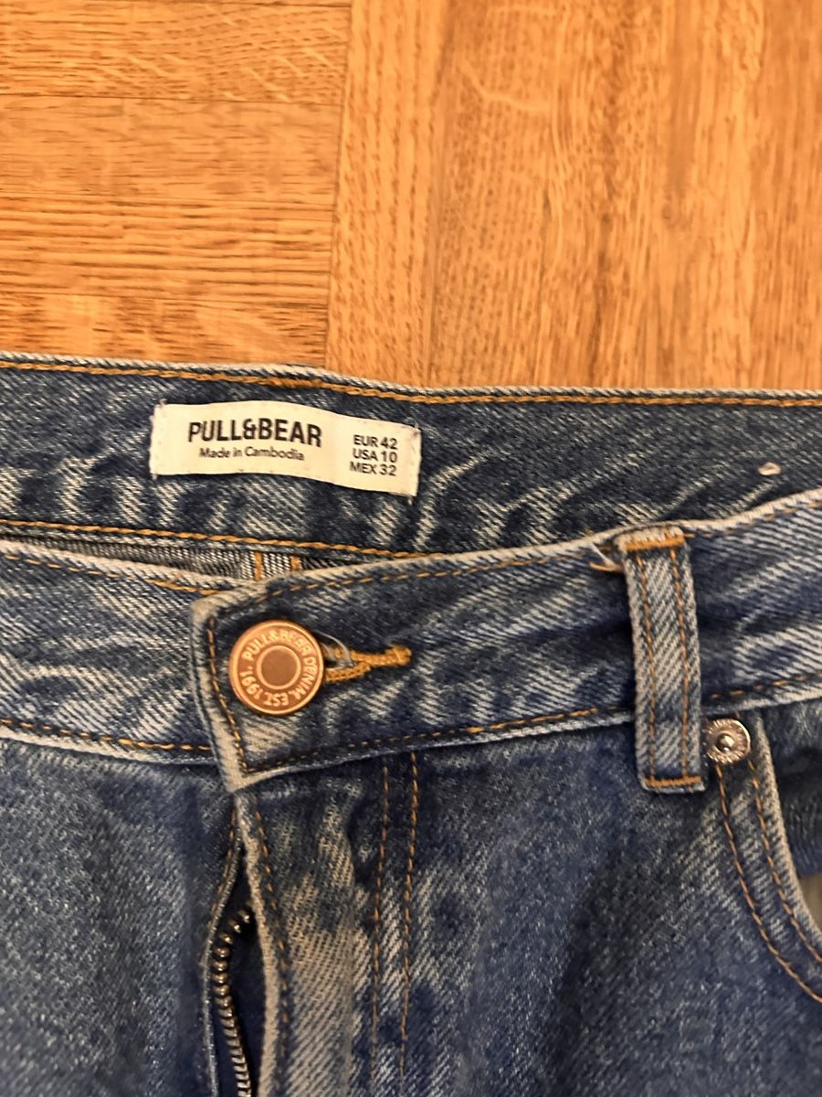 Jeans: Pull&Bear Damen Jeans, Top Zustand, Grösse 42 – Usato da Dierikon venduto da anfuchs 1