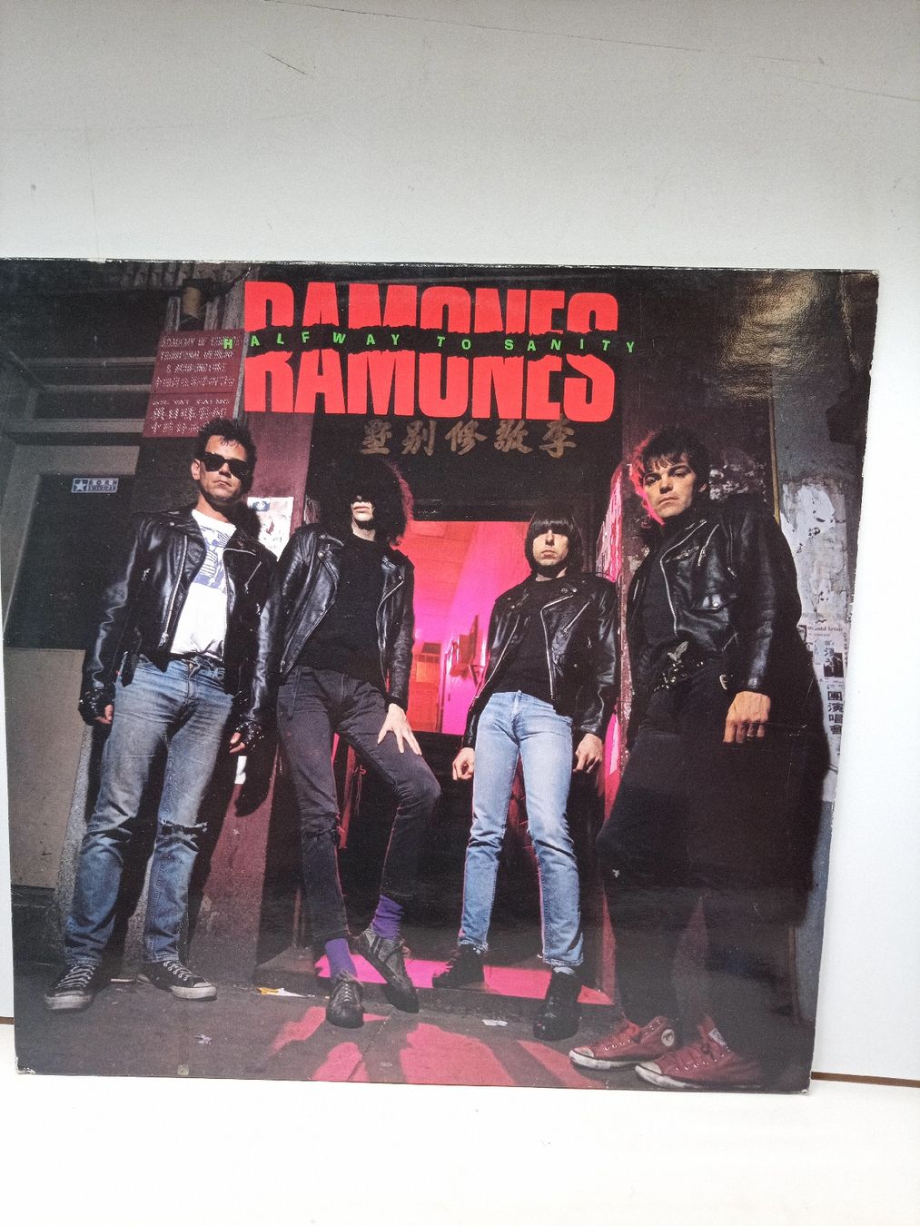 Dischi in vinile: Ramones "Halfway to Sanity" Vinyl LP 1987  – Usato da basel venduto da markusb07