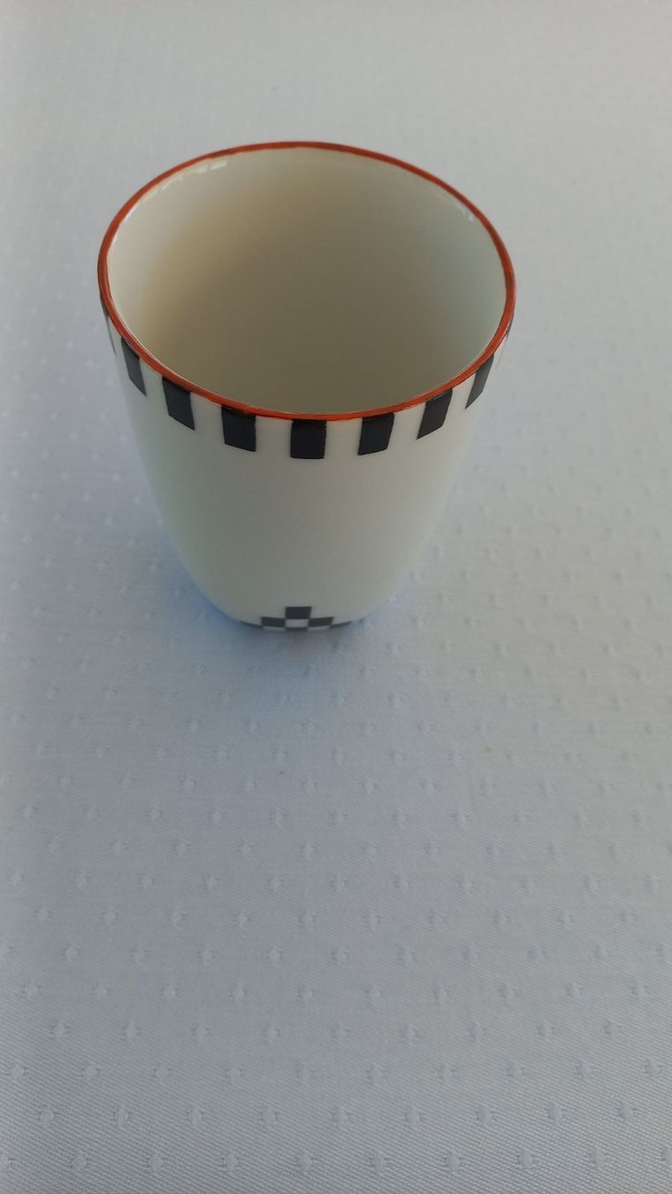 Tazze: Porzellan Tasse – Nuovo e nell'imballaggio originale da Winistorf venduto da acreativ3 2