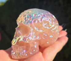 Rosenquarz Schädel mit Aura-Bedampfung ✨💀🌈 332g–