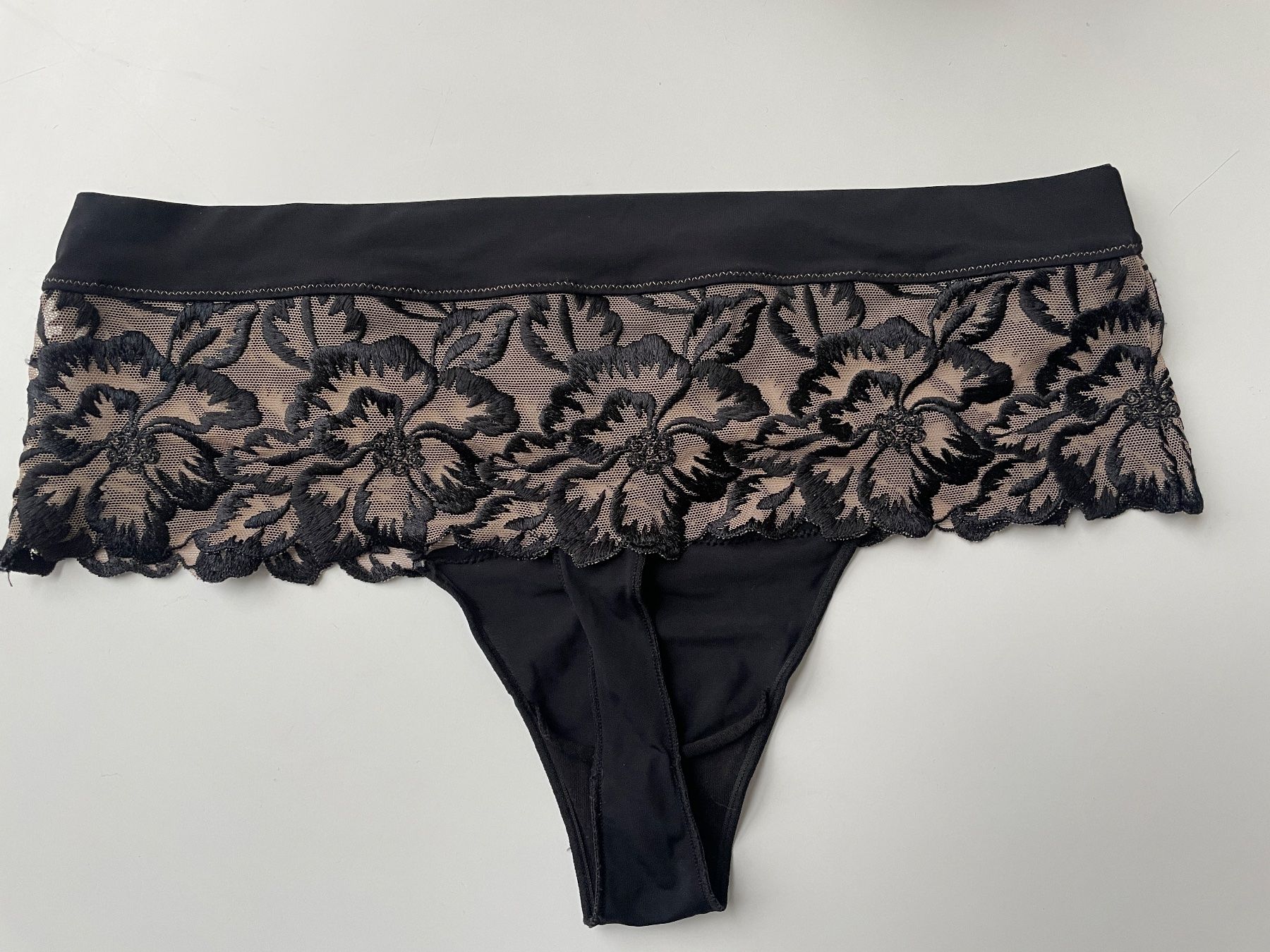 Aubade Autres dessous: String von Aubade – D'occasion à Windisch par orangepanter 2