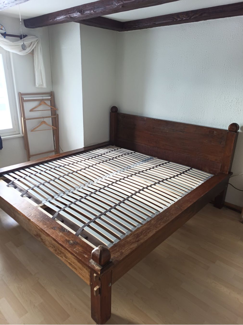 Letti: Antikes Bett und Sideboard – Usato da Sulz LU venduto da 400_Oktan 4