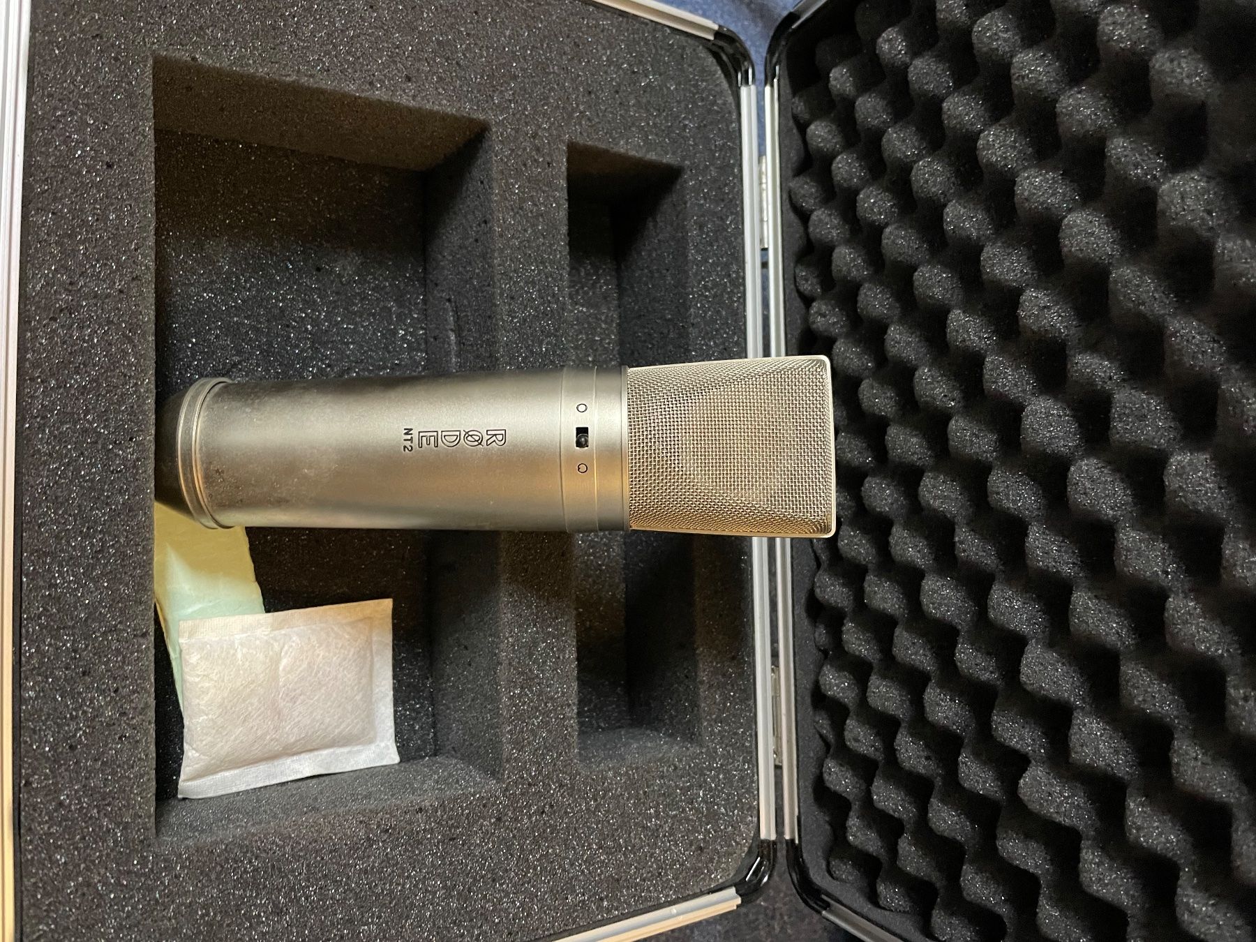 Microfoni: Microfono Røde NT2  Condensatore Studio + Custodia rigida – Usato da Villmergen venduto da dado2001 3