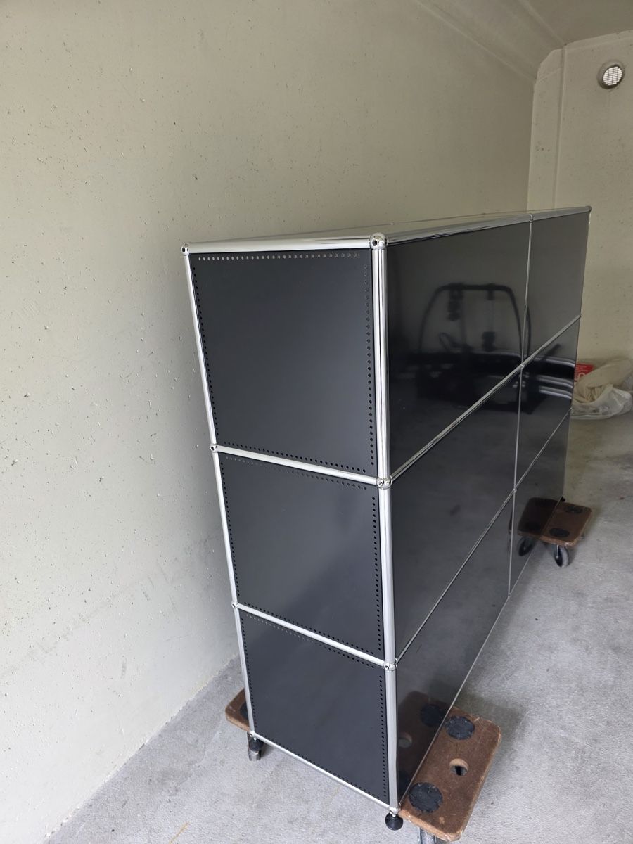 USM Scaffali: Schwarzer Metall-Schrank USM Haller – Nuovo (secondo la descrizione) da Rheinfelden venduto da bur_2whh 3