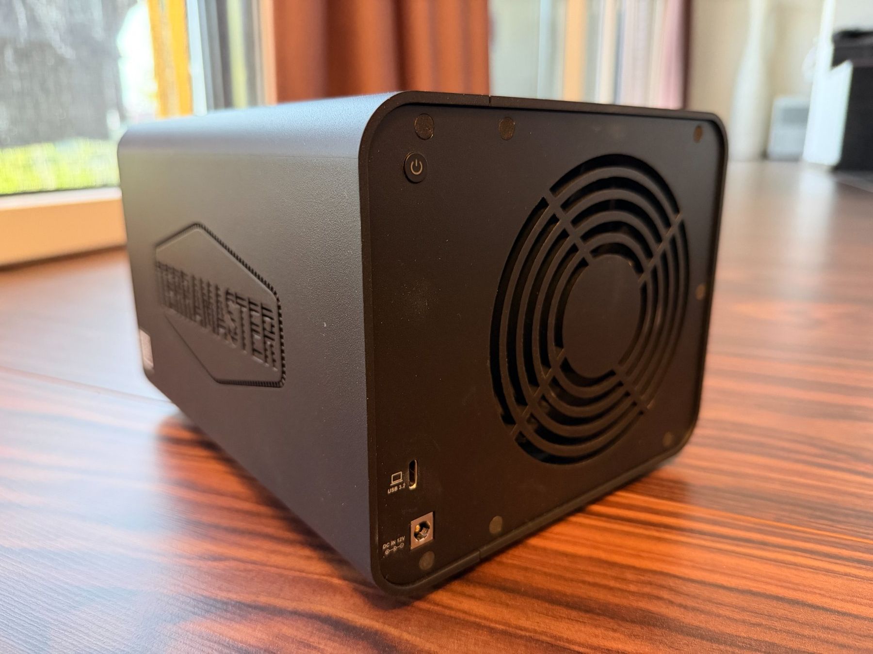 Dischi rigidi: TERRAMASTER D4-320,4bay Gehäuse, USB3.2, 10Gbps, Diskless – Usato da Gränichen venduto da Rbroe 1