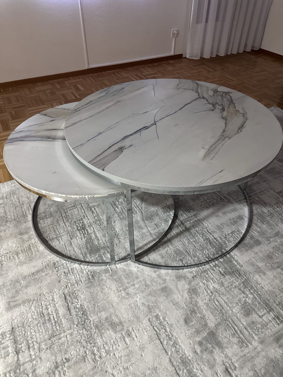 Tische: Marmor Optik Couchtische 2er Set – Gebraucht aus Schaffhausen von Linablu