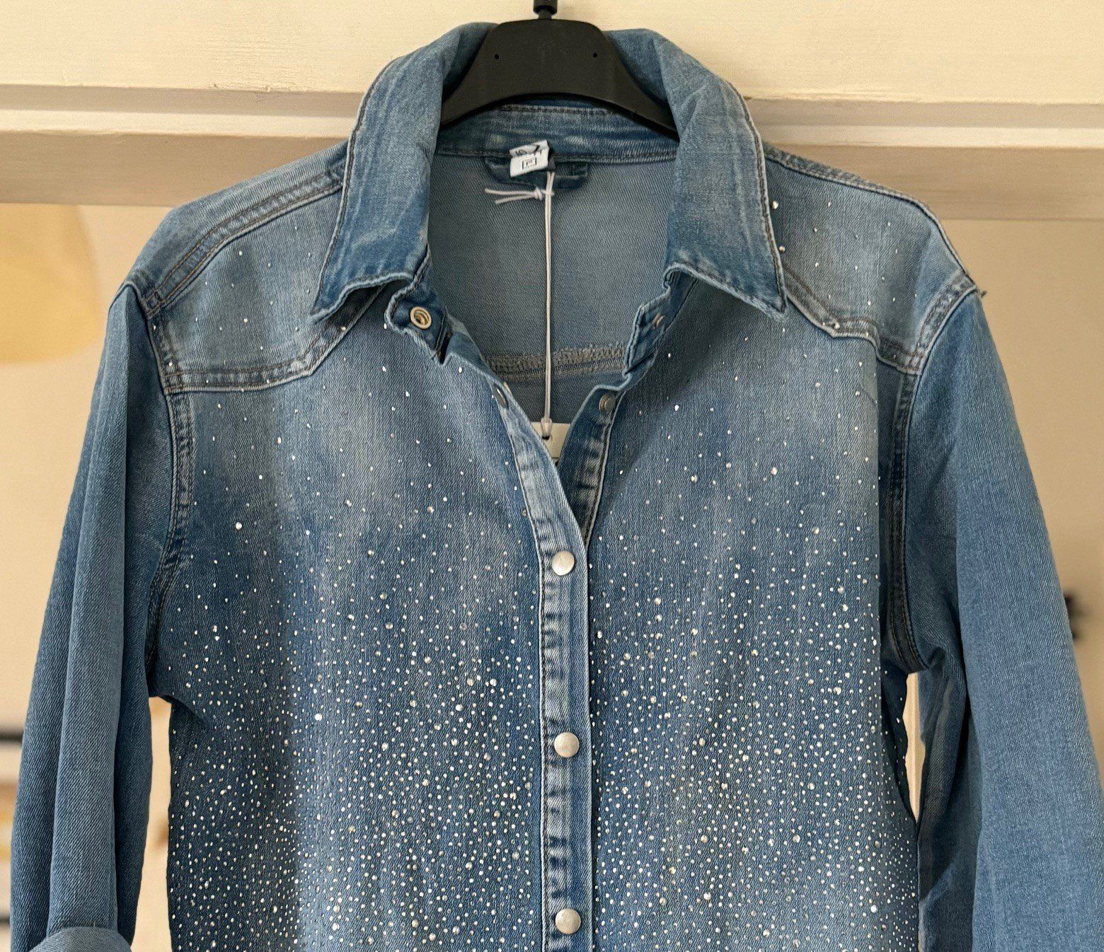 Camicette: CHEMISE EN JEANS AVEC STRASS! M – Nuovo e nell'imballaggio originale da Locarno venduto da NicoNion 3