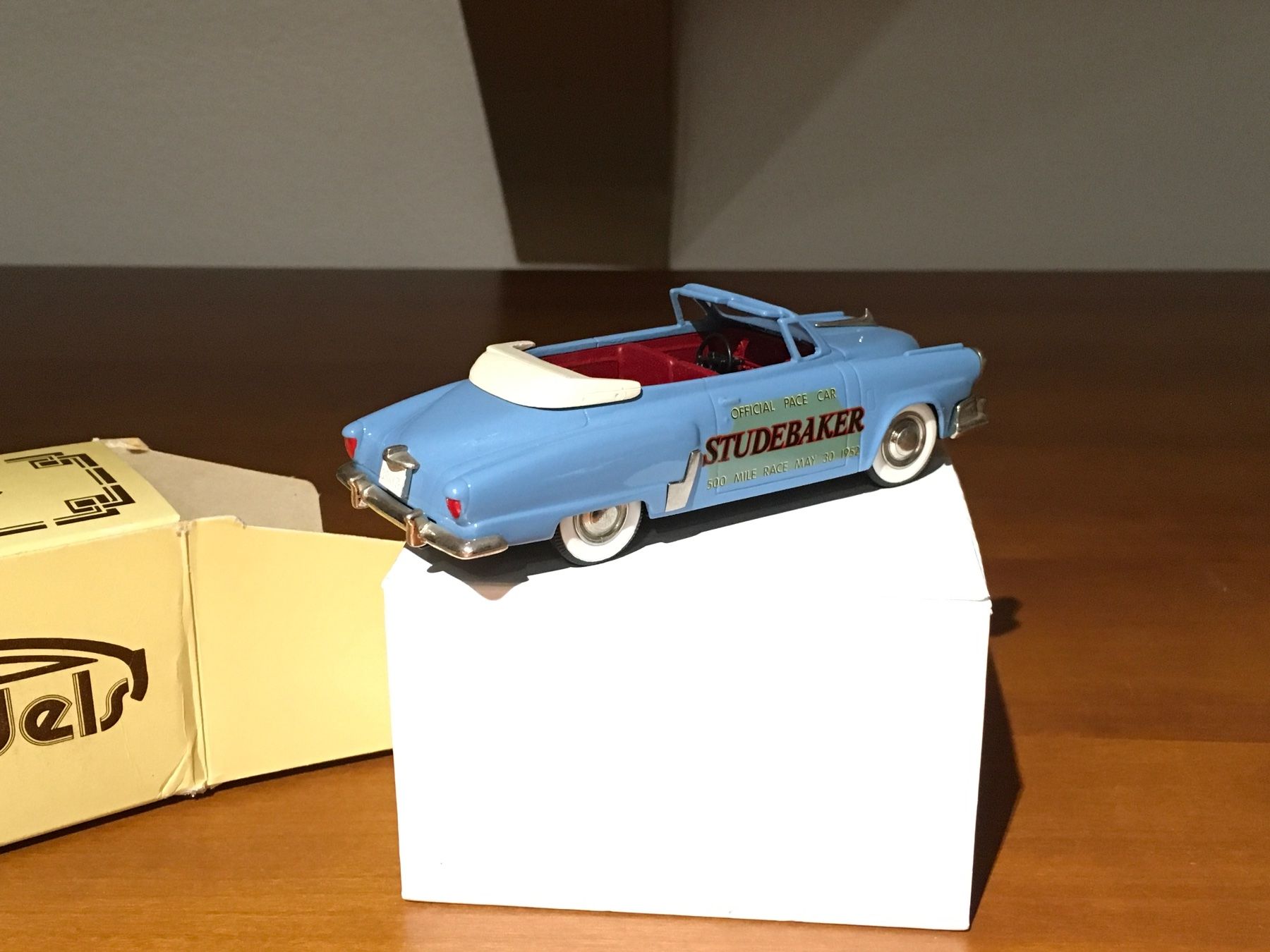 Brooklin Modellini d'auto: 52‘ Studebaker Commander Indianapolis Pace Car 1/43 Brooklin – Nuovo (secondo la descrizione) da Wohlen AG venduto da PrivatSammlung 3