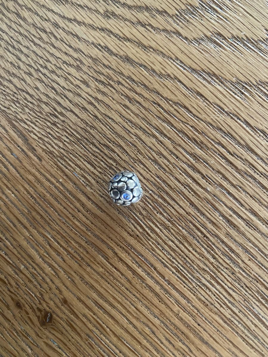 Pandora Anhänger: Pandora Charm blaue Steinchen – Gebraucht aus Muri AG von sonneblueme10