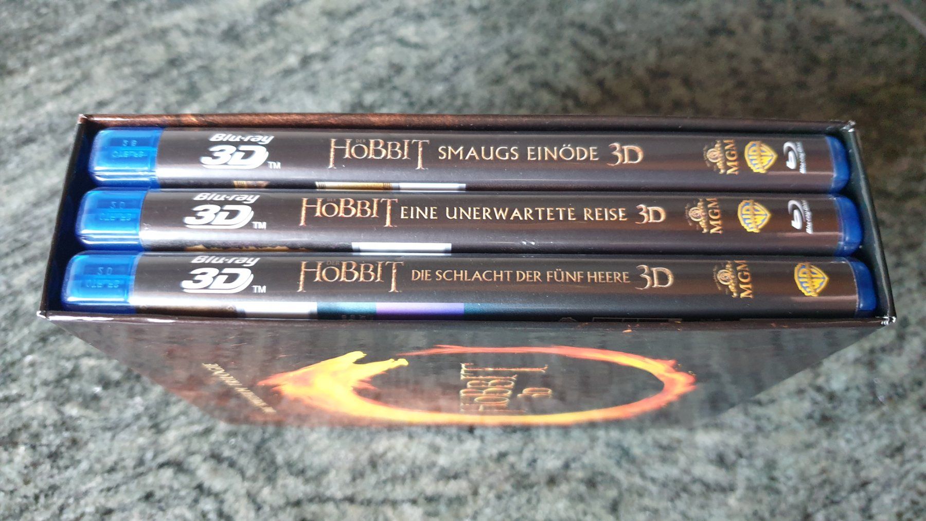 Tutti i DVDs: DER HOBBIT - SPIELFILM TRIOLOGIE – Nuovo (secondo la descrizione) da Wengi b. Büren venduto da Ot1000 2