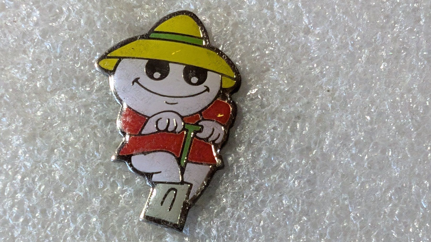 Placchette & Badge: Ansteckpin 223: Maga Bio – Usato da Oppligen venduto da Pin-Fall-Shop