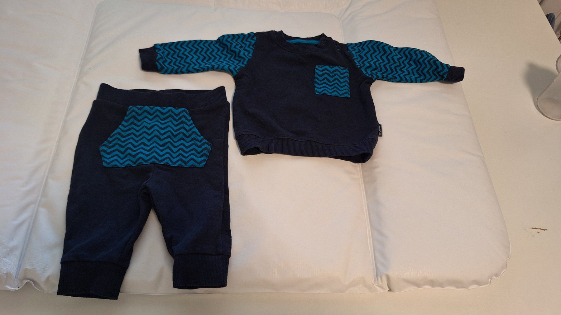 Jako-O Lotti & Set di vestiti: Jakoo Baby Hose und Pullover Gr 56-62 – Usato da Wichtrach venduto da Elenagonzi