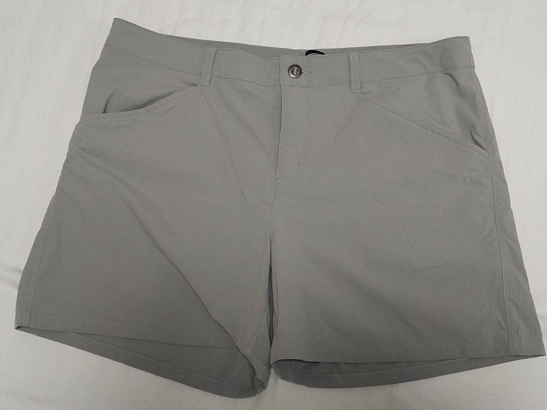Patagonia Pantalons: Shorts Patagonia – D'occasion à Zürich par Mariaant